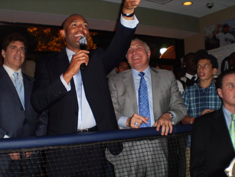Mariano Rivera, Steiner Sports Assist Relief Efforts in Puerto Rico, Mexico and Caribbean on Thursday, Sept. 28