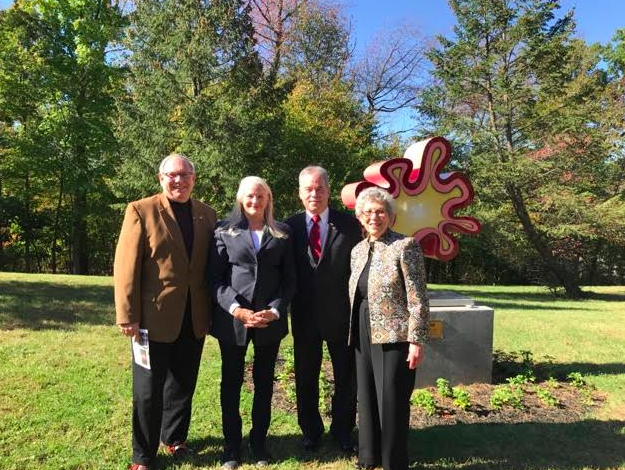 County Executive, Art in Public Places Committee Dedicate Artwork