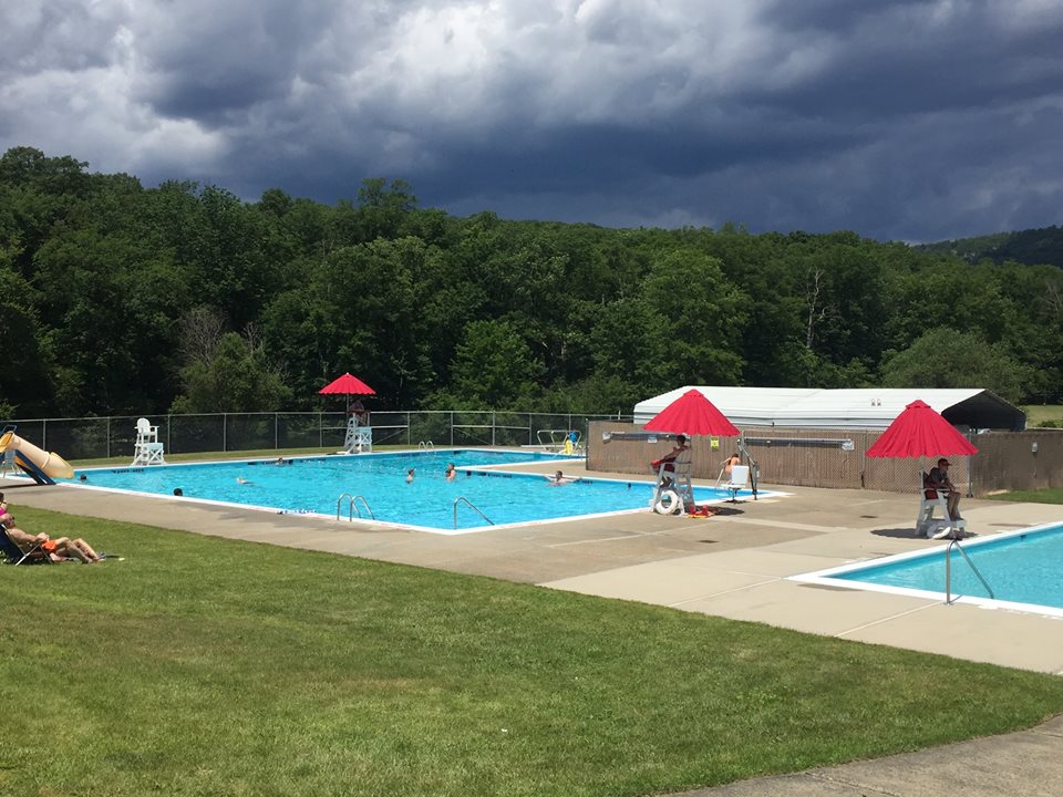 Stony Point extends $1 per year lease with SUEZ; town pool to stay put for 20 years