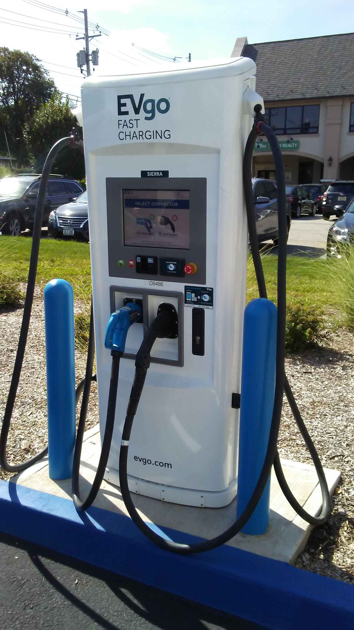 EVgo electronic charging station opens in Nanuet