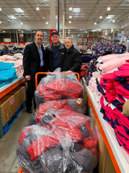 ROTARY CLUBS JOIN FORCES FOR HOLIDAY COAT DRIVE