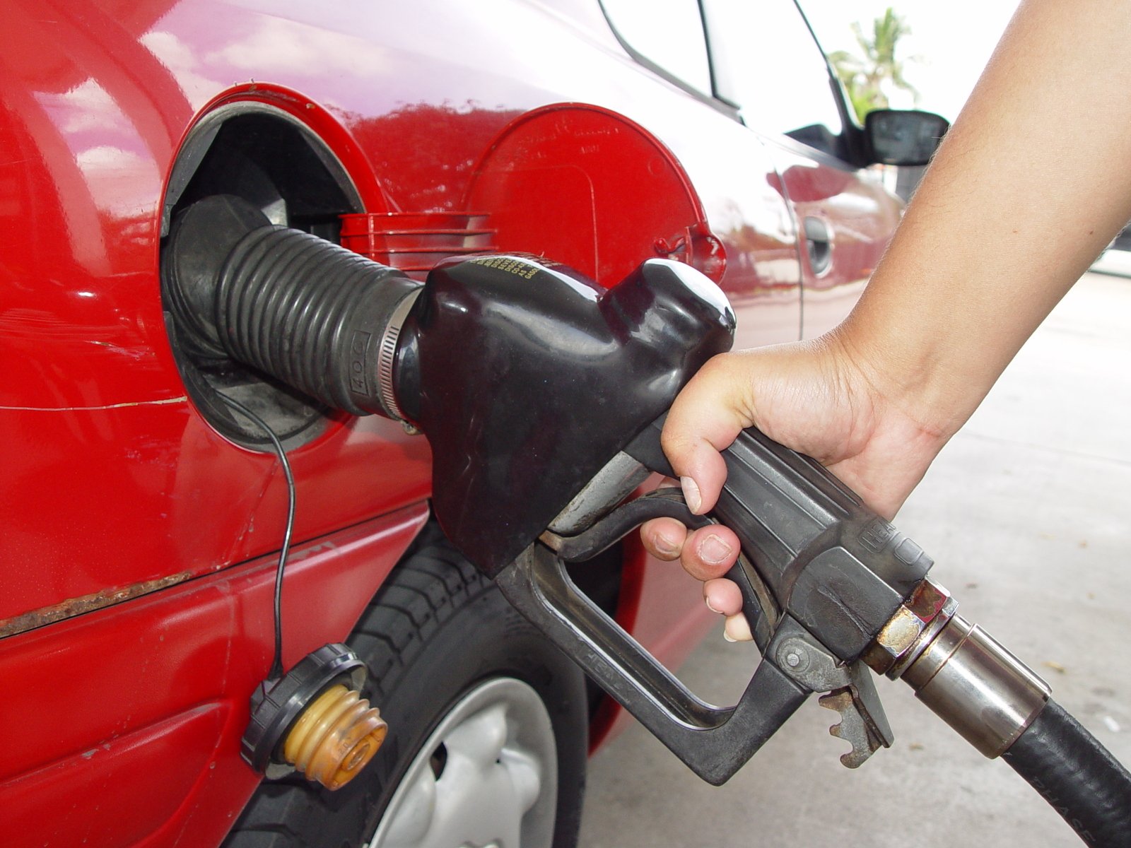 County Gas Sales Tax Cap to Take Effect: Gasoline Sales Tax Capped at $2 Through February 2023