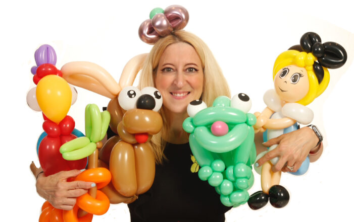 Local balloon artist blows kids  away with creations
