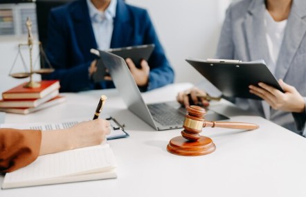 Trust Transfer Lawyer Queens, NYC