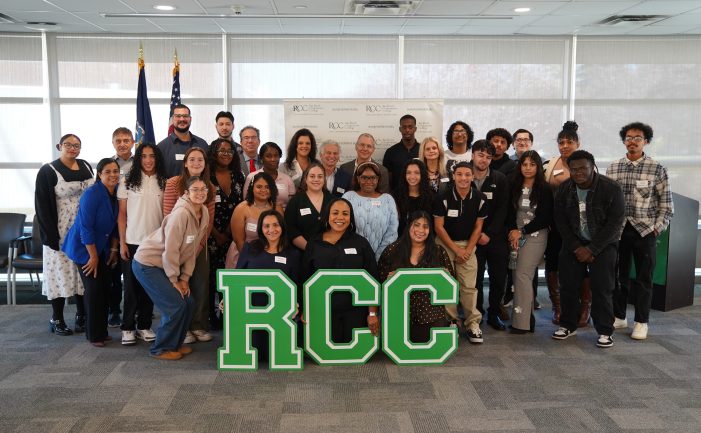 40 Students Receive RCC Scholarships