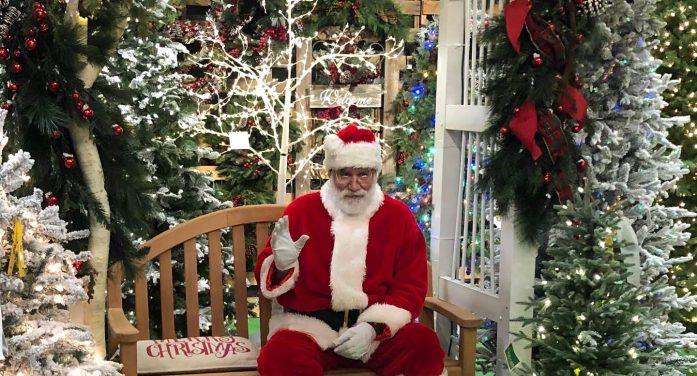 Pomona Store Shares Christmas Cheer