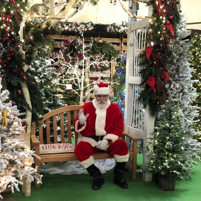 Pomona Store Shares Christmas Cheer