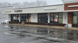 New City Shopping Center Struggles to Find New Business