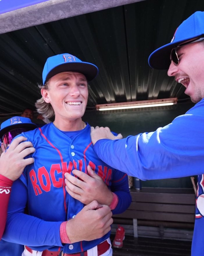 Boulders Catcher Signed by New York Mets